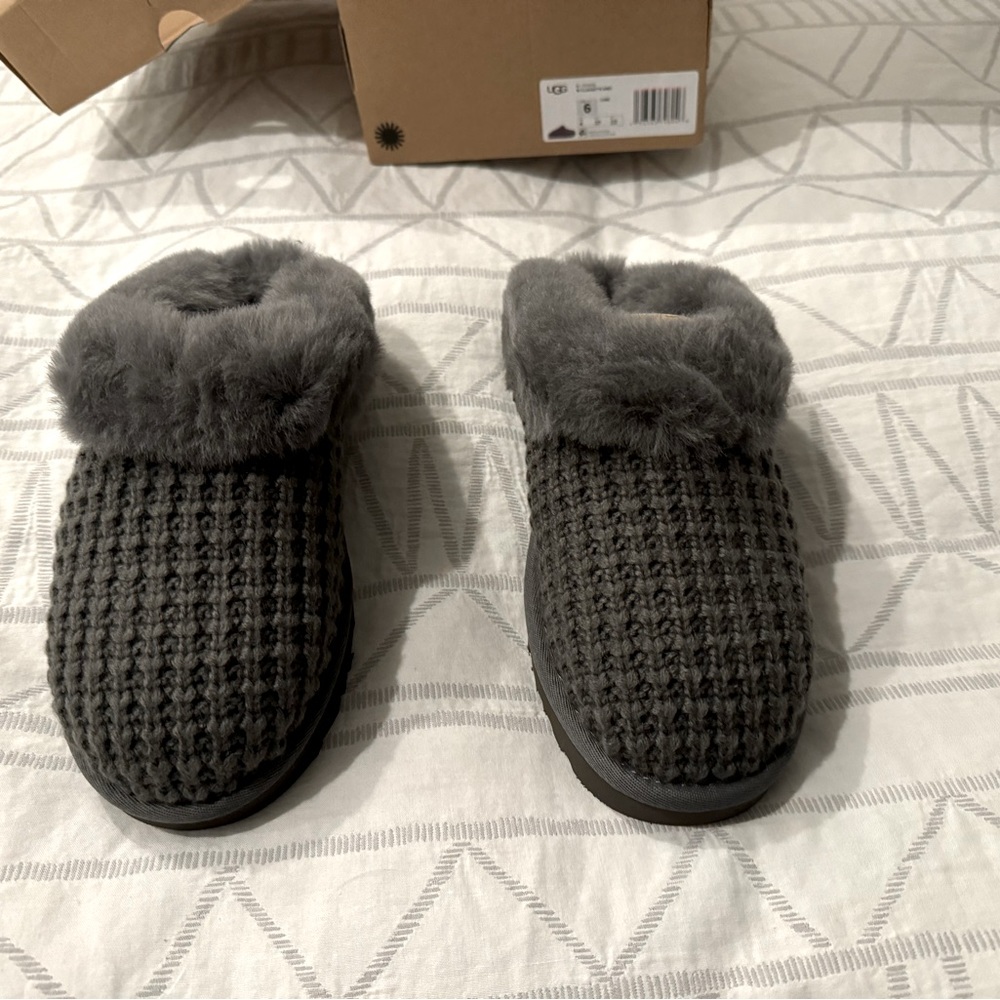 UGG Clugette Knit Scuff Slippers, new with box. Size 6